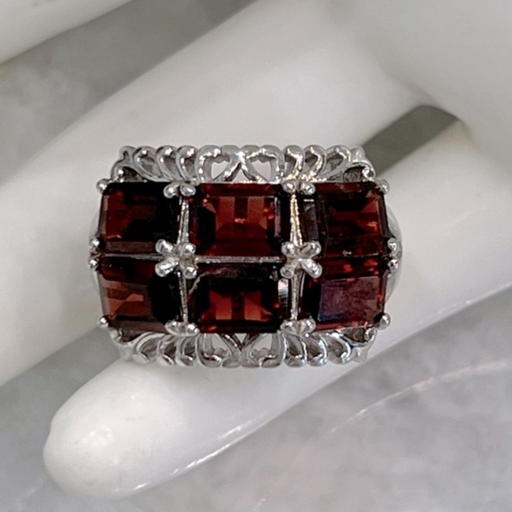 Mozambique Garnet Double Row Sterling Silver Ring Sz 8